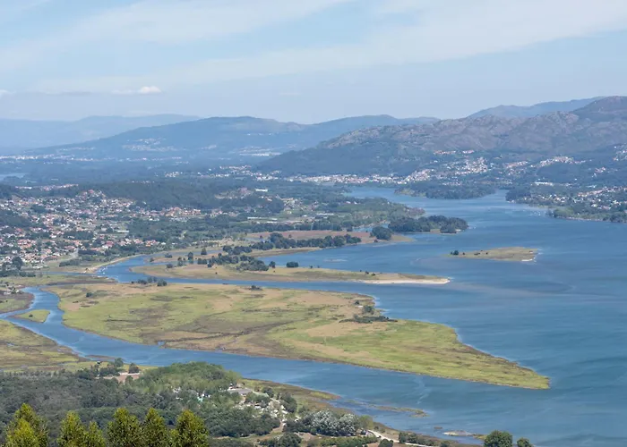 Alda Santa Trega Pensjonat A Guarda